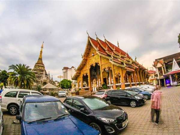 Ahmedabad to Gangtok Taxi Fare