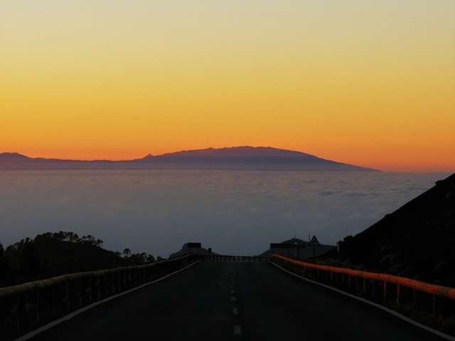 Allahabad Airport Taxi Fare