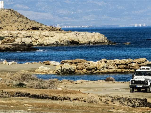 Andhra Pradesh to Uttar Pradesh Taxi Service