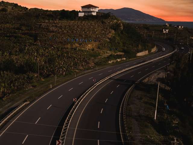 Chennai to Manali Taxi Fare