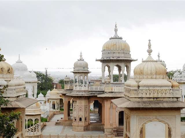 Kolkata to Bhubaneswar Taxi Fare