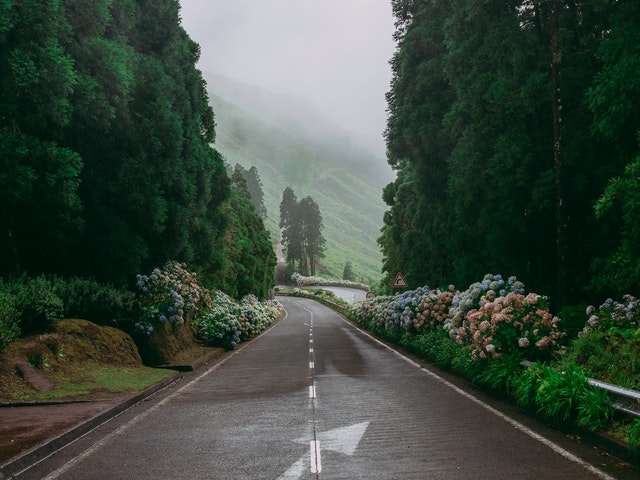 Varanasi to Shirdi Taxi Fare