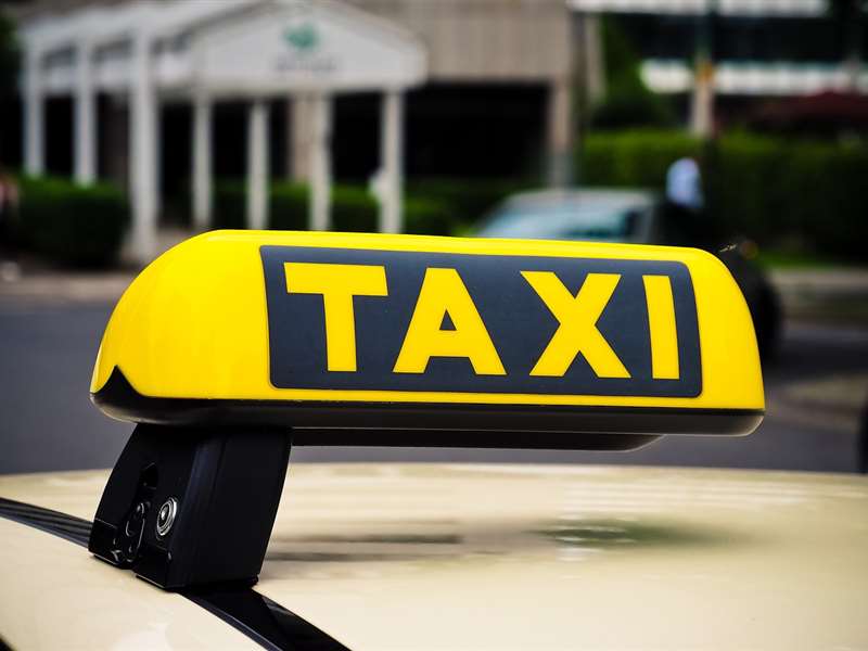 Get Round Trip Taxi Rentals